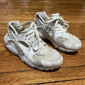 Nike Air Huarache Triple White Youth Sz 6.5Y Women Sz 8 Running Shoes 654275-110